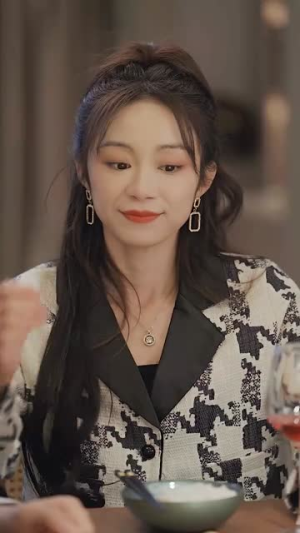 前妻归来不可欺（95集）一起看短剧