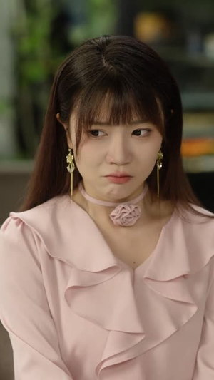 我被套路撞了N下腰(6集) 我被套路撞了N下腰(6集)无需会员轻松看