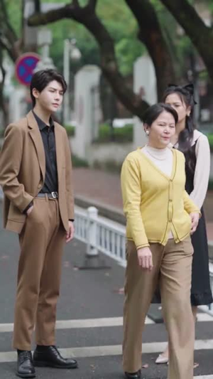 青空之上卷恋风(45集) 青空之上卷恋风(45集)抢先看热门短剧