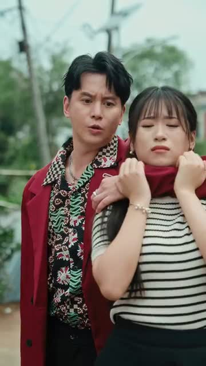 我送贤妻踏青云(41集) 我送贤妻踏青云(41集)最热短剧抢先看