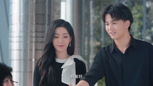 初次见面请嫁给我(12集) 初次见面请嫁给我(12集)上热门短剧