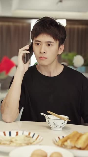 女秘书的邀请(30集) 女秘书的邀请(30集)最新短剧推荐