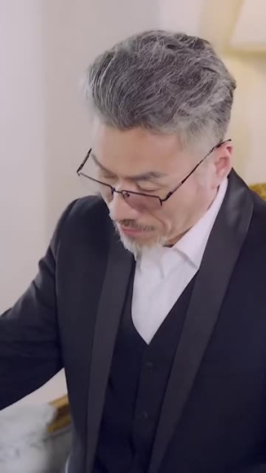 欧秘书对我下手了（24集）高清无码免费看