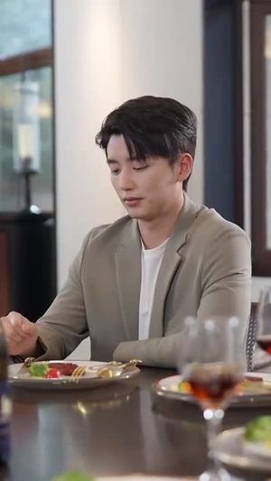 让位渣男孩子白月光断绝关系后你们哭什么(62集) 让位渣男孩子白月光断绝关系后你们哭什么(62集)精彩热门短剧