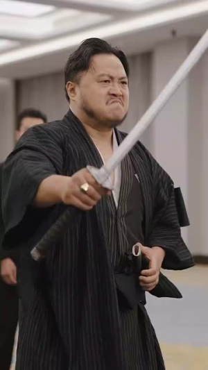 身份曝光后，不孝子痛哭流涕（66集）最火短剧热播中