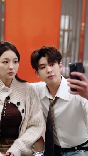 竹马影帝总想官宣（100集）短剧全集大结局