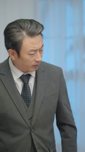 我在等,月光落在我身上(79集) 我在等,月光落在我身上(79集)好看短剧分享