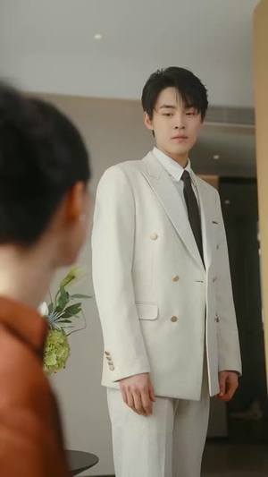 声色犬马(84集) 声色犬马(84集)每日短剧追不停