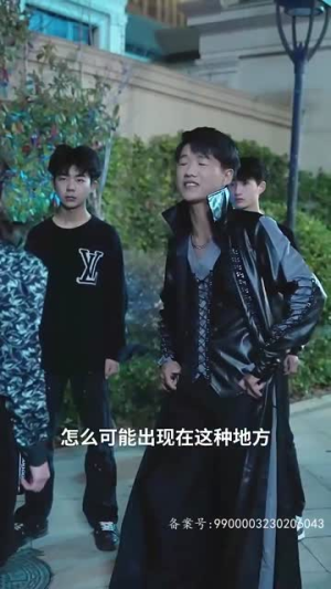 我被未婚妻包围了(94集) 我被未婚妻包围了(94集)爆火短剧追不停