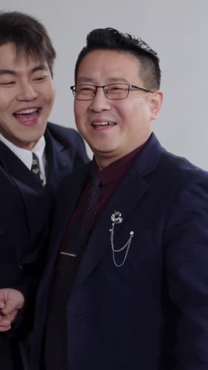 我和首富交换了人生(92集) 我和首富交换了人生(92集)好看上头短剧