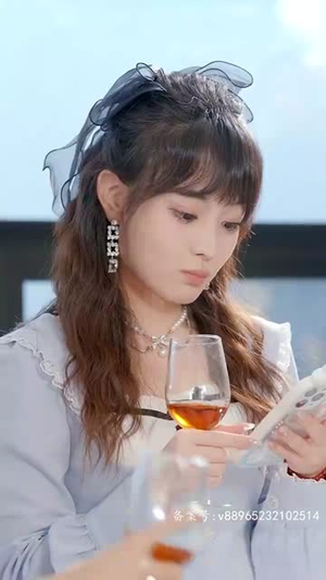 相逢却似曾相识（离婚后顾太太的马甲藏不住了）精彩好看短剧