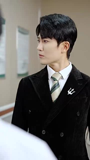 薄爷的小祖宗又A又飒（100集）高分佳作免费看