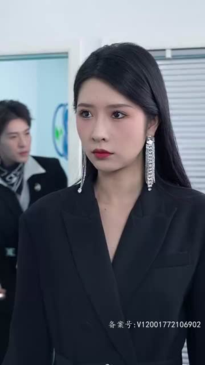 新:狂龙下山(100集) 新:狂龙下山(100集)短剧追不停