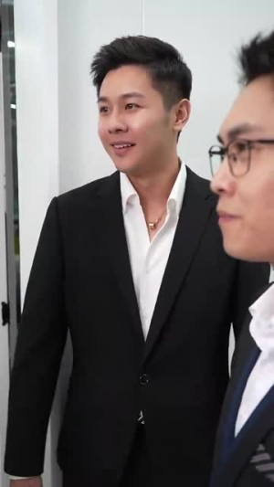 离婚后夫人是首富千金(100集) 离婚后夫人是首富千金(100集)贝贝短剧分享