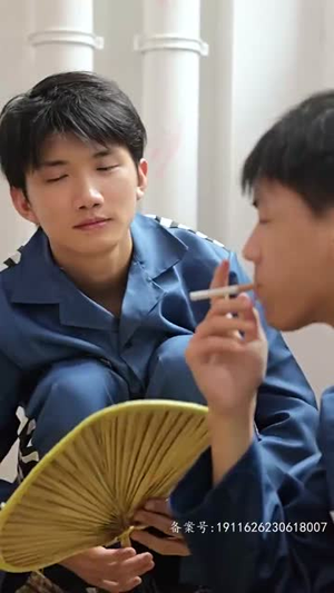 她藏起孕肚离婚,总裁全球疯找(66集) 她藏起孕肚离婚,总裁全球疯找(66集)不用花钱看全剧