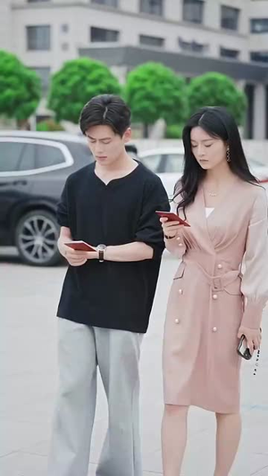 报告妈咪,爹地是总裁(80集) 报告妈咪,爹地是总裁(80集)热播古装短剧