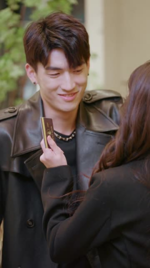 快穿之狂撩男主宿主顶不住了(106集) 快穿之狂撩男主宿主顶不住了(106集)热门短剧抢先