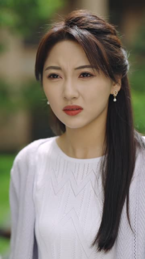 离婚后大小姐在娱乐圈杀疯了(80集) 离婚后大小姐在娱乐圈杀疯了(80集)剧情简介