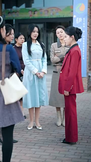 我在家长群绝地反击(40集)  我在家长群绝地反击(40集) 太好看了短剧