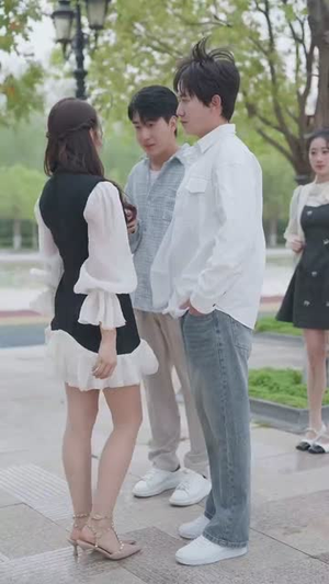 网暴漩涡世家天团齐出手(86集) 网暴漩涡世家天团齐出手(86集)短剧推荐来了