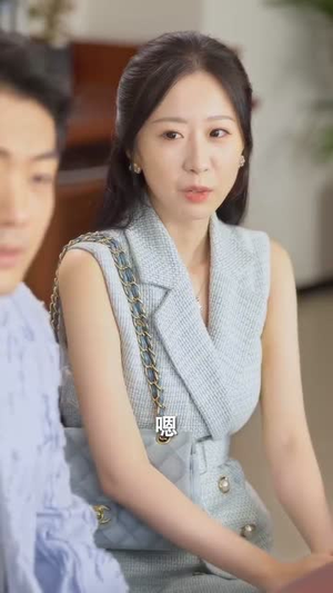 被时光辜负后系统帮我逆天改命(28集) 被时光辜负后系统帮我逆天改命(28集)追短剧关注我