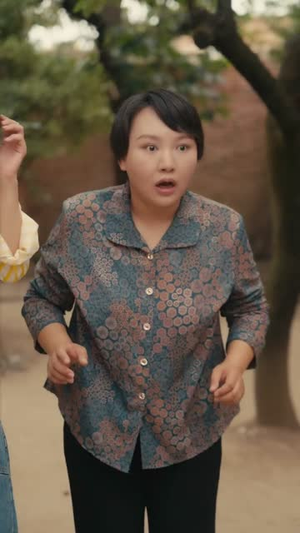 八零老太她专治不服(100集) 八零老太她专治不服(100集)免费短剧看不停