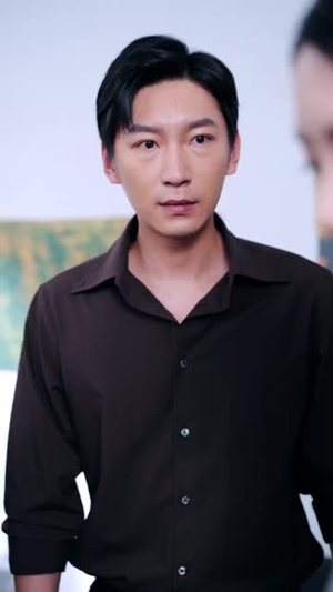 物价贬值，我穿回来后带飞全家&物价贬值我穿回来后带飞全家（74集）短剧热播中