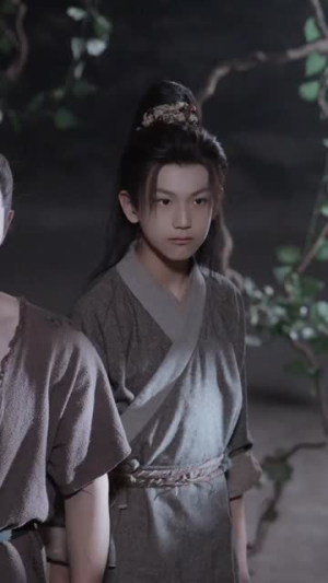 惊逃荒路上她捡到了一代君王(78集) 惊逃荒路上她捡到了一代君王(78集)火爆短剧热播中