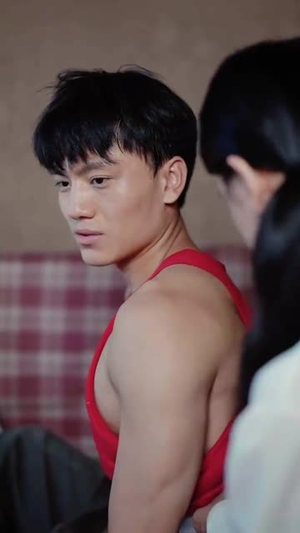 穿回六零我靠媳妇空间逆袭 (80集)短剧精彩推荐