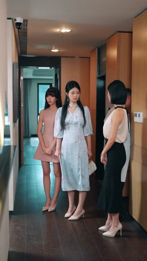 穿越书中女主人设崩了(80) 穿越书中女主人设崩了(80)爆款短剧抢先看