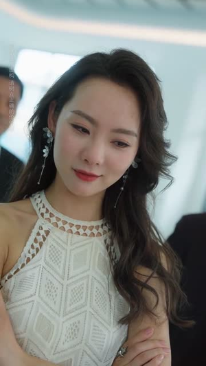 岳父归来,终止他的一切 (61集)  岳父归来,终止他的一切 (61集) 精彩不断免费看