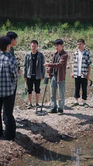 一把铲子一盒烟,金矿一挖挖一天(109集) 一把铲子一盒烟,金矿一挖挖一天(109集)全网独播免费看