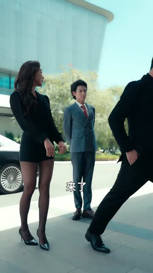 我,冒牌少爷,继承遗产(66集) 我,冒牌少爷,继承遗产(66集)深深爱上这部剧