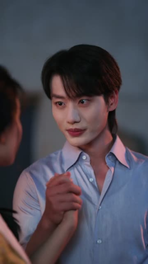 满级长姐，接单八零（63集）热门了短剧