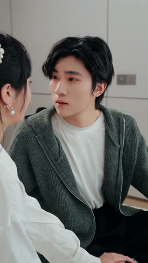 招惹黑月光后，我被一味偏纵（80集）短剧精彩不断