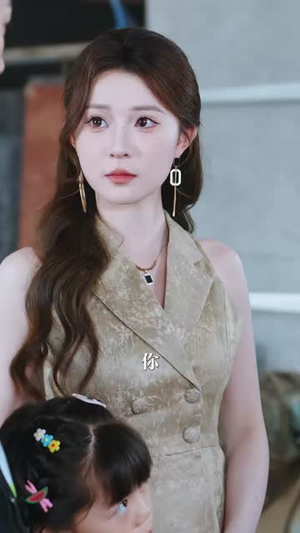 嘲笑我只会搬砖,女神老婆带崽接我回家(80集) 嘲笑我只会搬砖,女神老婆带崽接我回家(80集)河马免费短剧